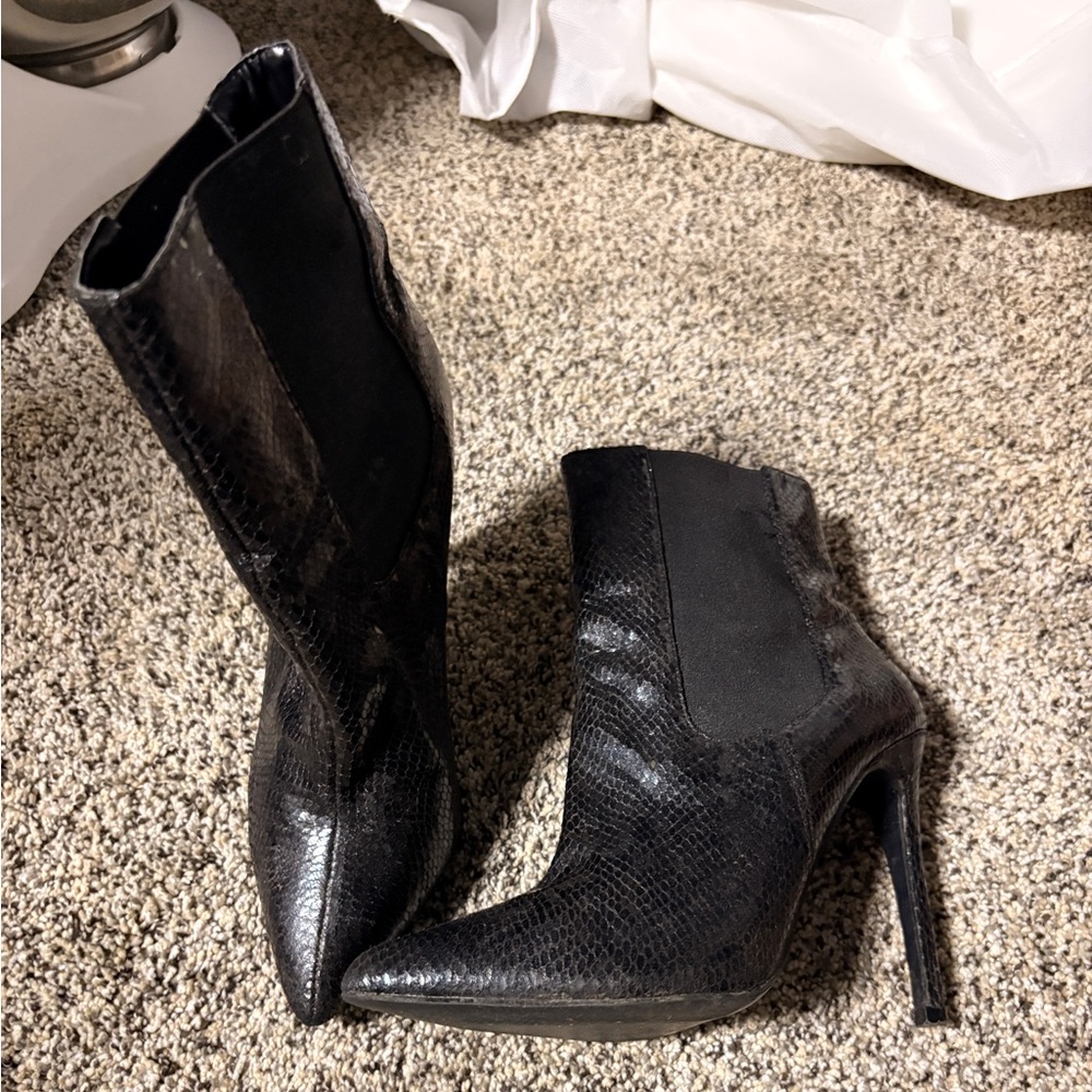 Fashion Nova Black Snakeskin Heeled Boots
